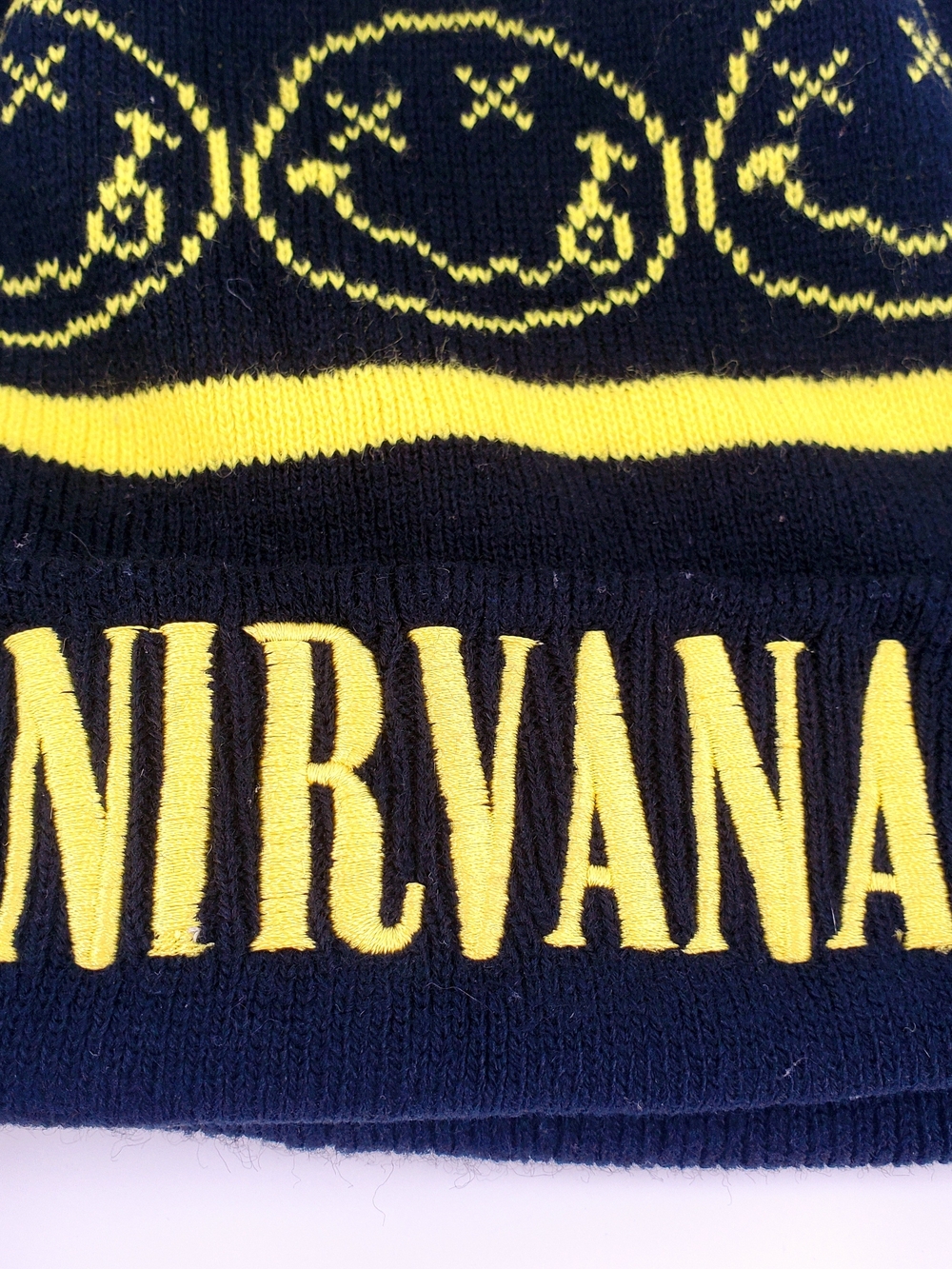 NIRVANA Beanie Hat With Smiley Faces Band Merch Knit Hat 2015 - Picture 9 of 9